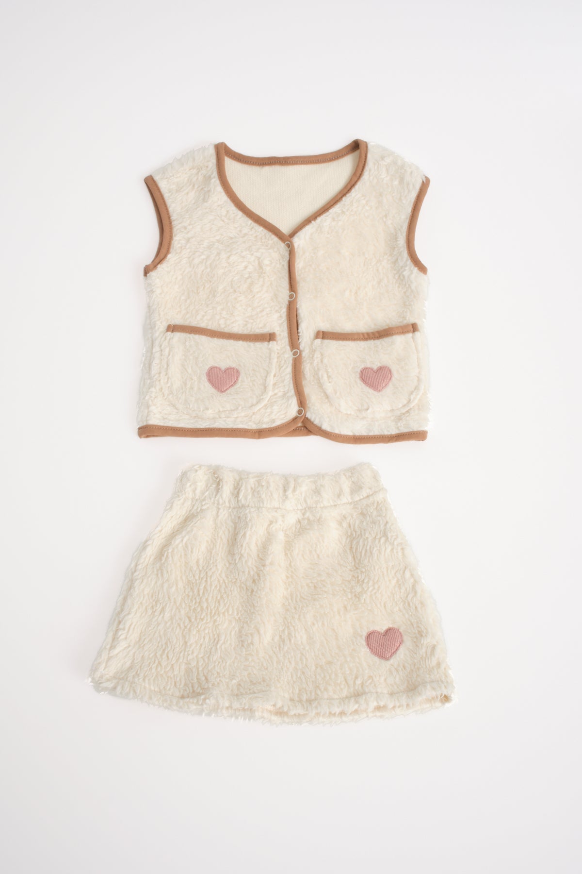 Kalp Detaylı Organik Yelek ve Etek Takımı Enhitbaby