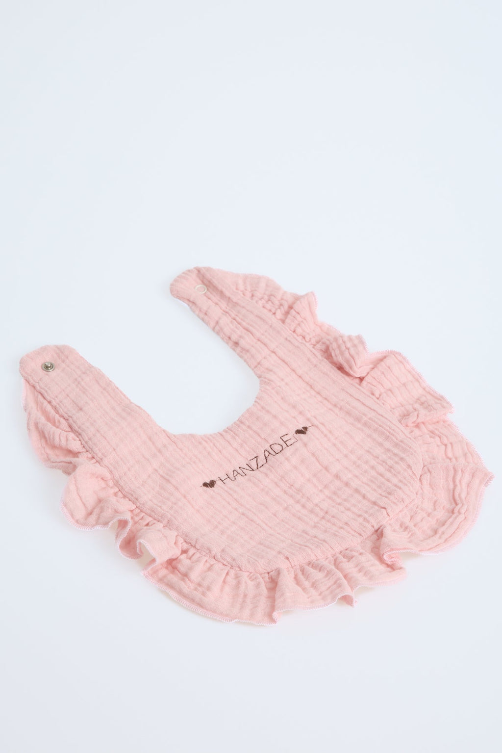 Kişiye Özel İsim Nakışlı Sıvı Geçirmez Müslin Önlük Enhitbaby